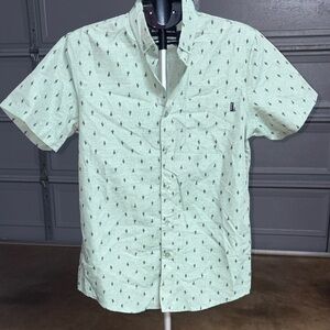 Men's Light Green Short Sleeve Shirt